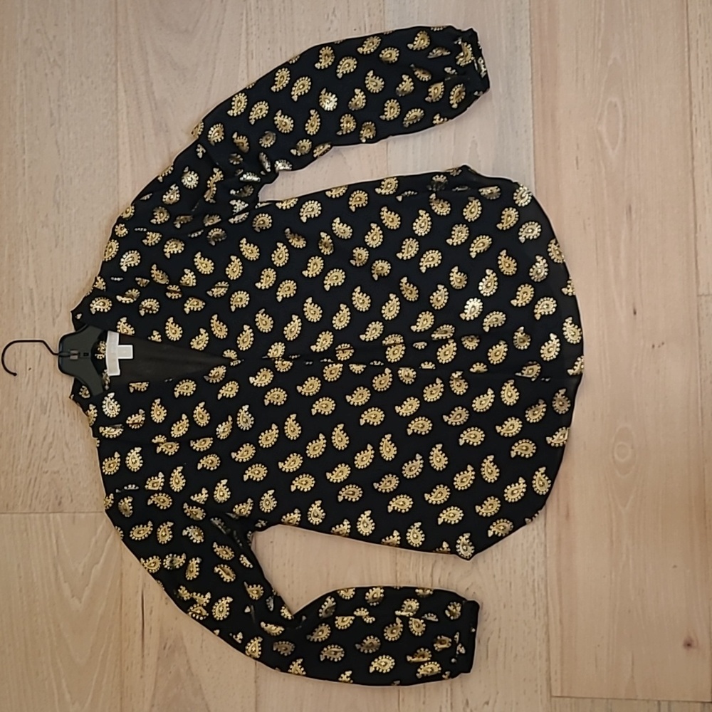 Michael Kors Black and Gold Relaxed V-Neck Blouse | Sz Small